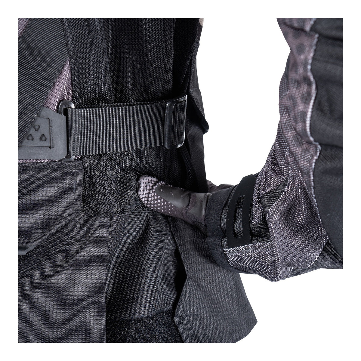 Leatt 5.5 ADV FlowTour Jacket - Stealth