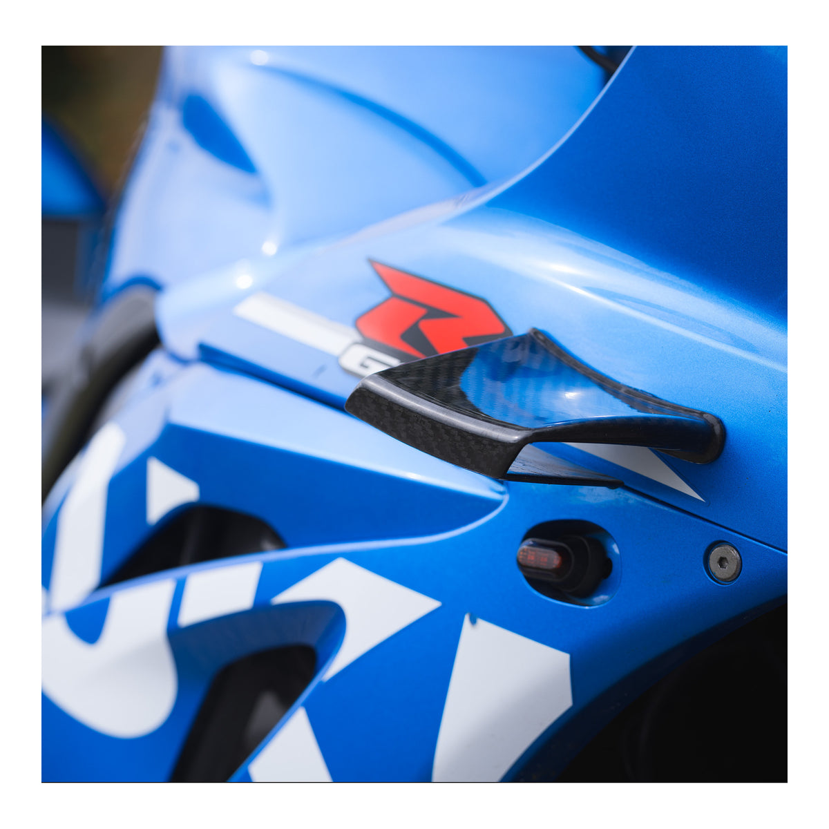 Oxford Carbon Aero Wings - Gloss