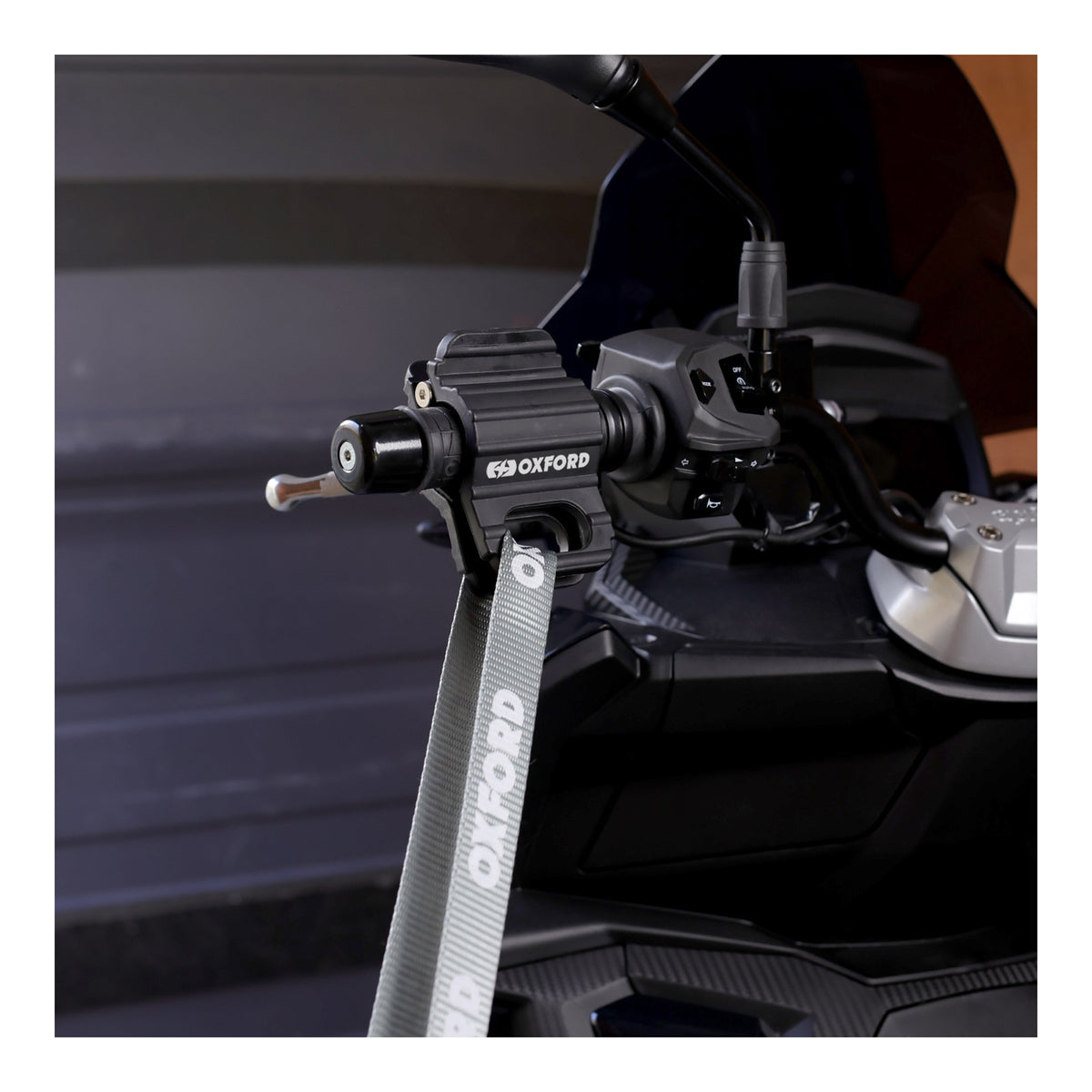 Oxford Tie Down Clamp Down Set